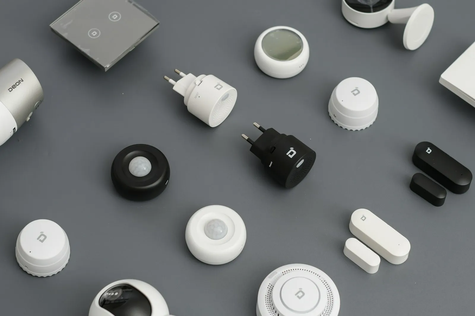 Zigbee vs Z-Wave: Welk Protocol Past bij Uw Smart Home?